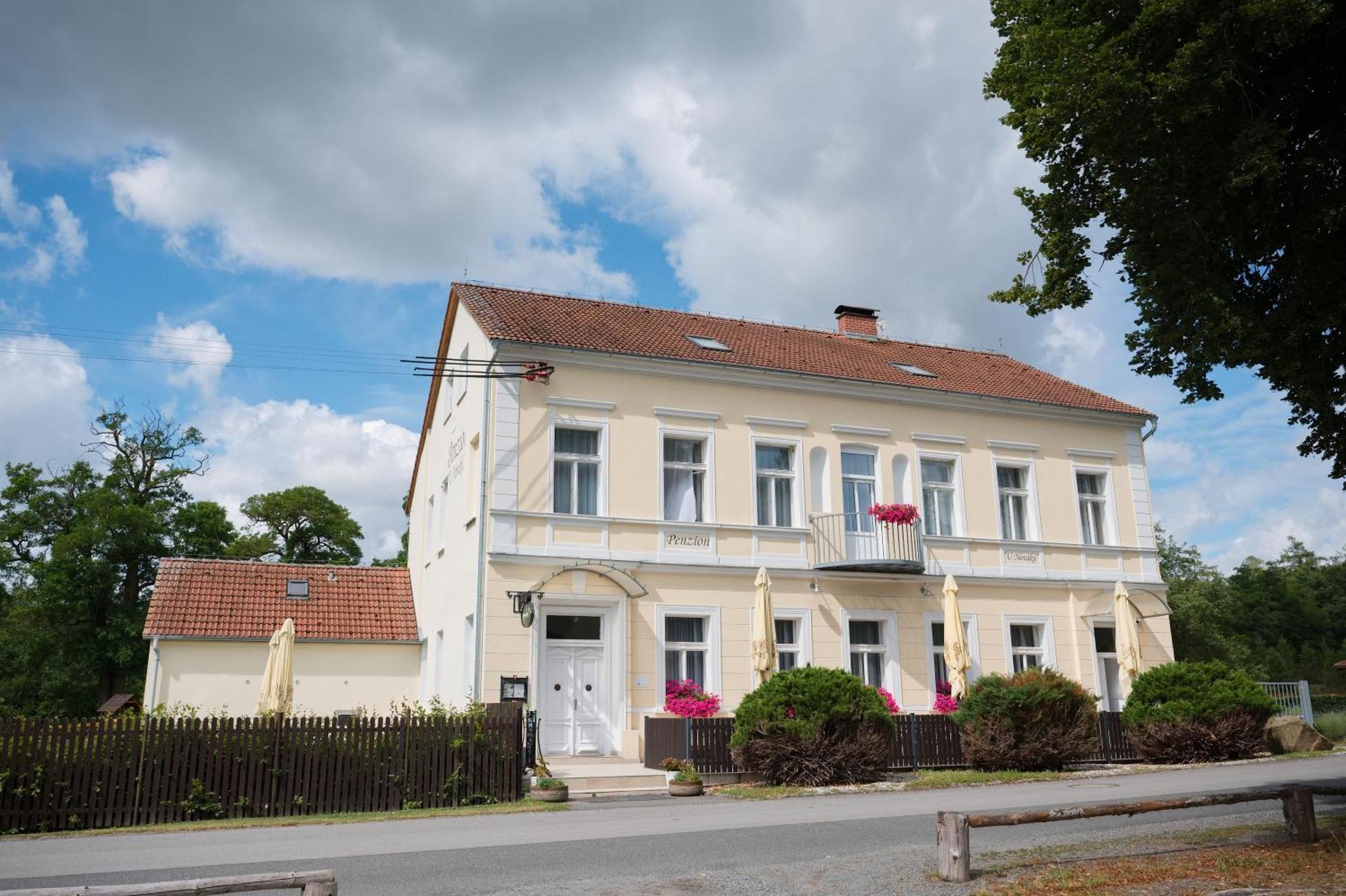 Penzion U Nováků Kožlí u Orlíka Esterno foto